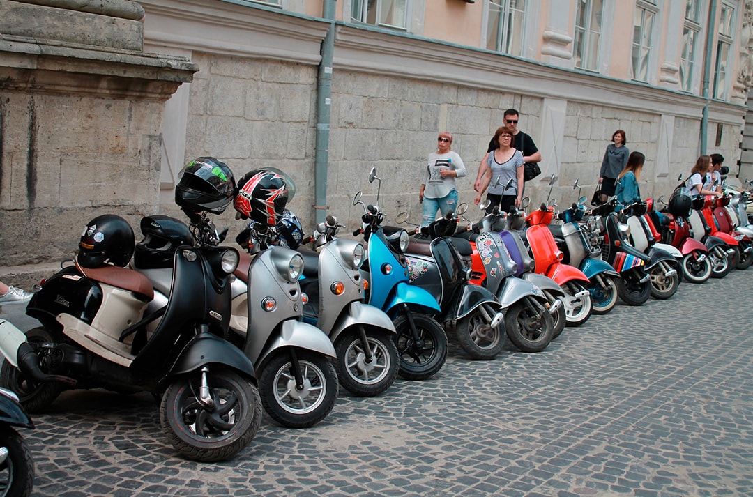 donde-se-puede-aparcar-una-moto