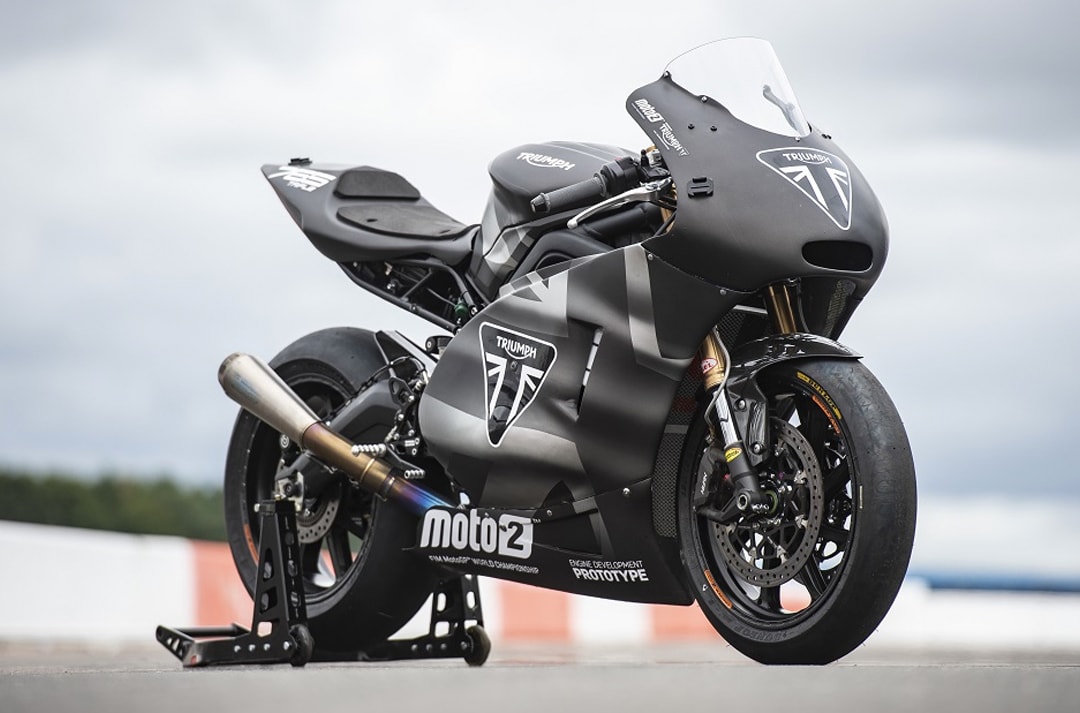 triumph-moto2-2-min